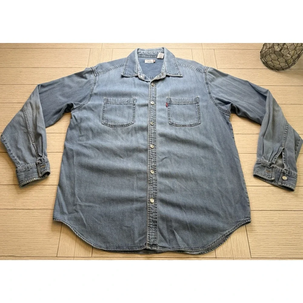 Levi's Vintage Denim Shirt Men Sz L Blue Button Up Y2K Loose Fit Relaxed Baggy